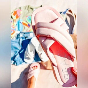 Matisse Piper Sandal in Pink - Size 6 NEW